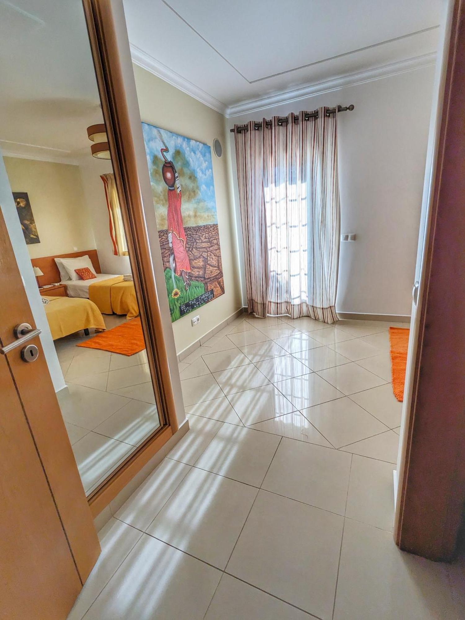 Farm Village- Townhouse 2 Mins From Old Town Albufeira Esterno foto