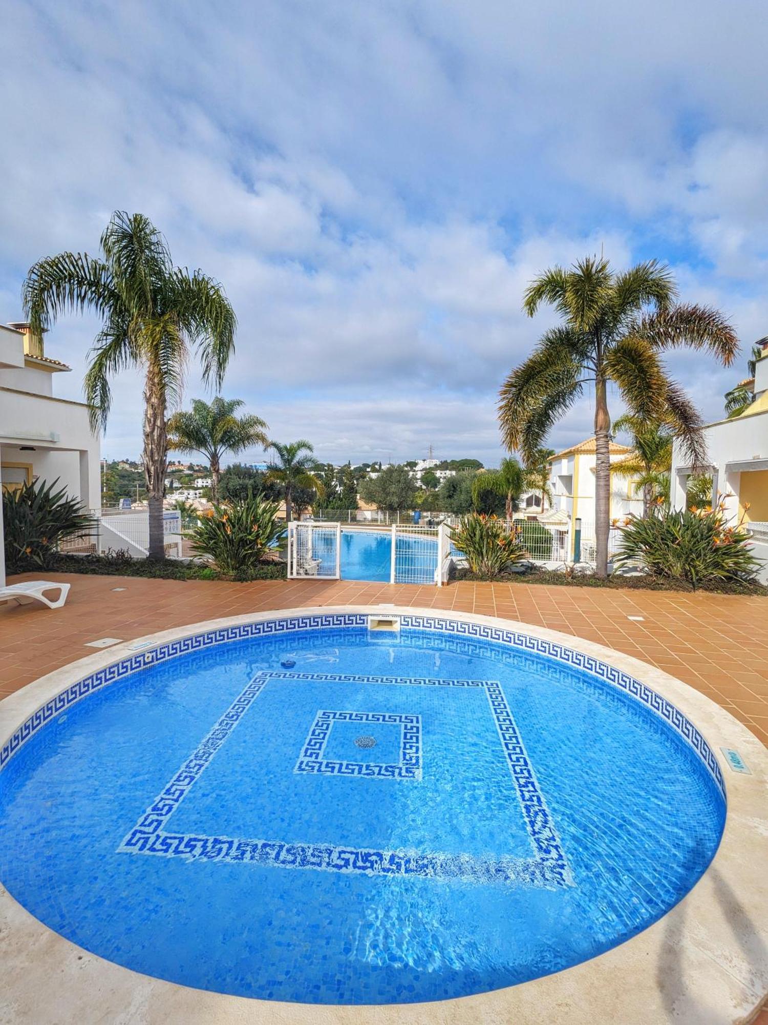 Farm Village- Townhouse 2 Mins From Old Town Albufeira Esterno foto